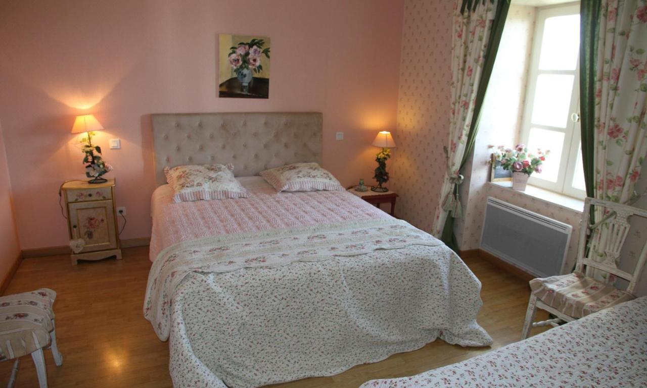 Au Bon Gre D'Hugoline Bed and Breakfast Blanzac  Eksteriør billede